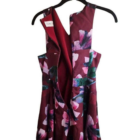 Fame and Partners Red Floral Criss Cross Formal Mini Dress Size 2 EUC - Picture 12 of 14